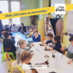 Hopla marionnette kangourou de Petits Bonds fabrique une marionnette à gaine, à main au centre aéré